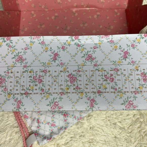 Superga women’s love shack fancy white floral sneaker size 9.5 US NEW - Picture 2 of 13